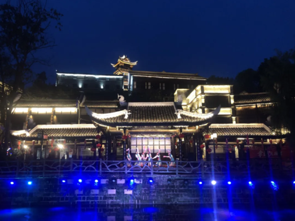 说明: http://www.anjugc.cn/script/ueditor/jsp/upload/1601881633695.png